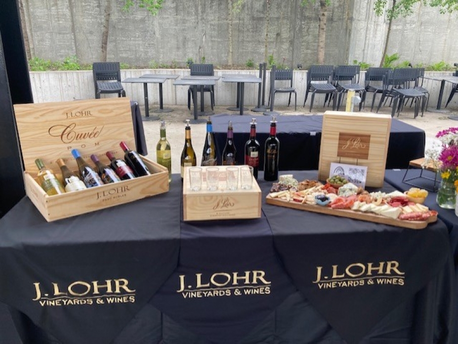 J Lohr Booth