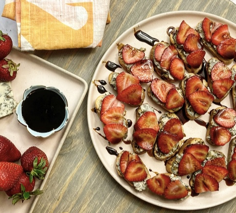 Photo of Blue Cheese Crostini with Strawberries and Balsamic Glaze